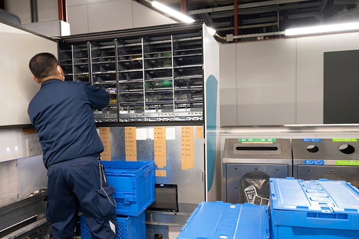 自動販売機の運営管理業務